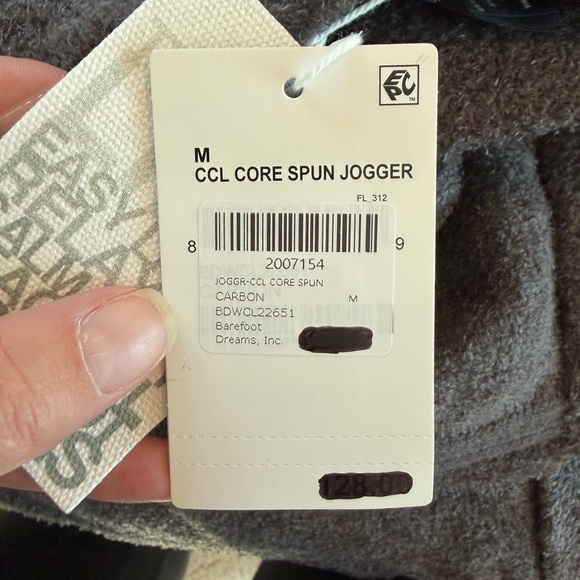 Barefoot Dreams Carbon Pajama Set - Picture 5 of 10